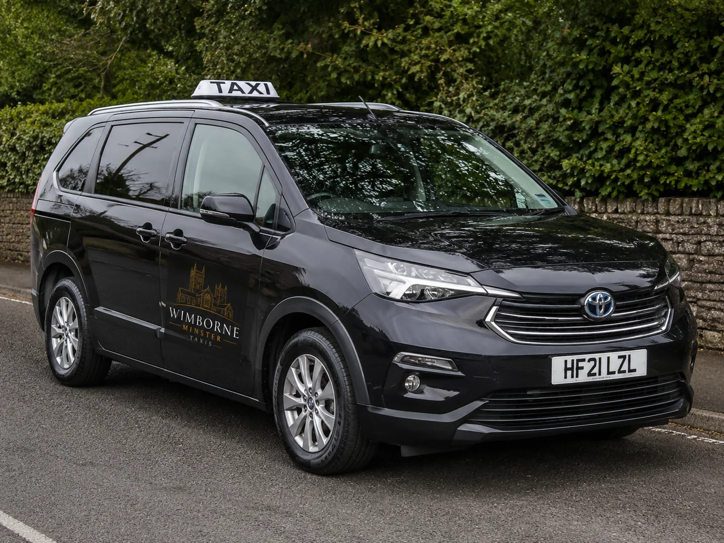MPV Taxi for Wimborne taxi bookings